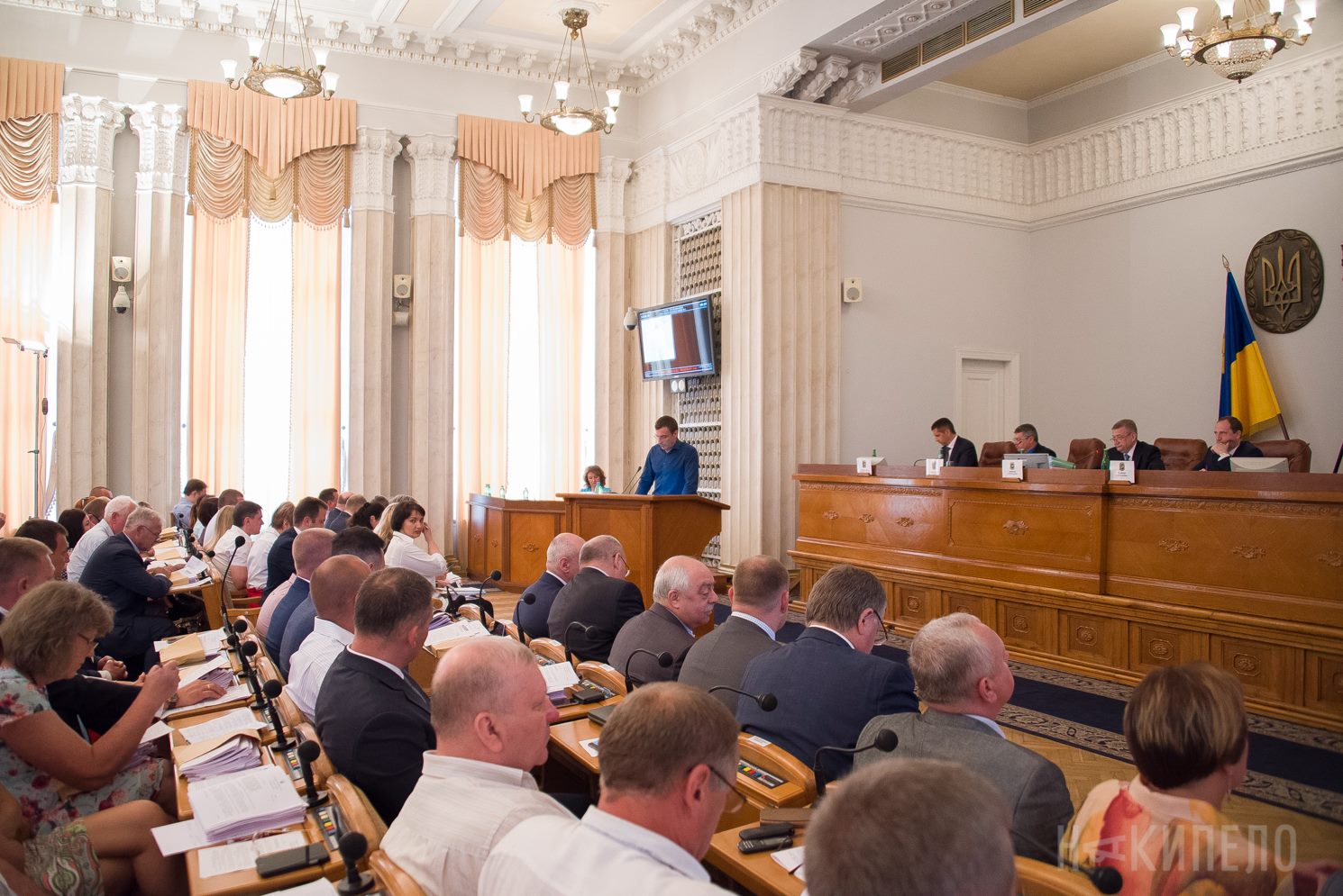 Харківська обласна рада звернулася до КМУ та ВРУ з вимогою визнати добровольців учасниками бойових дій